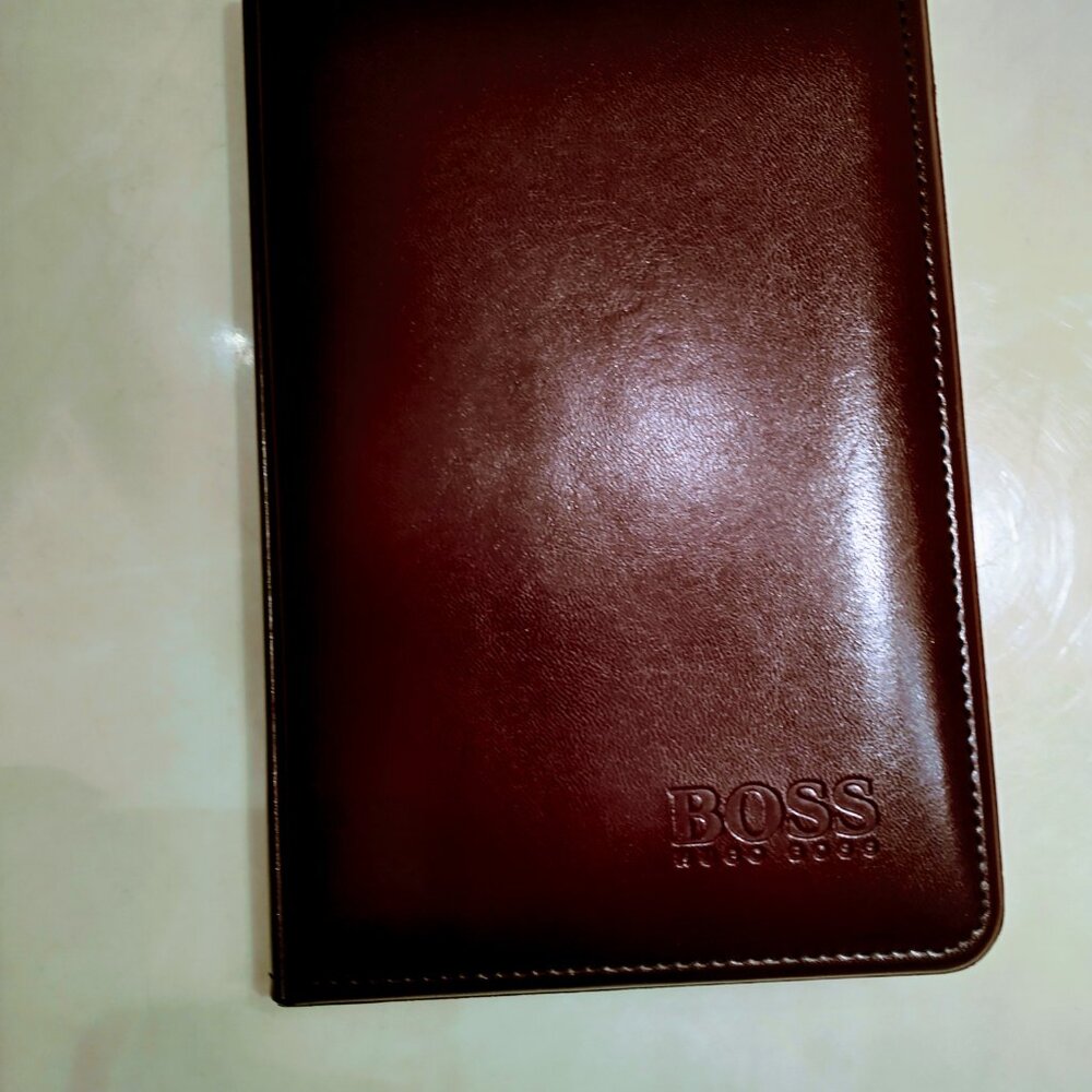 HUGO BOSS VEGAN LEATHER NOTE BINDER + NOTEPAD